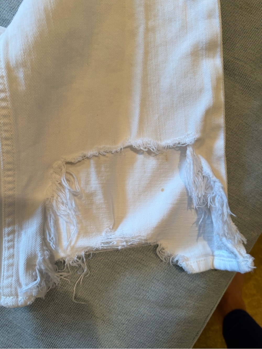 Mother White Frayed Hem Women's Jeans - Picture 2 of 6